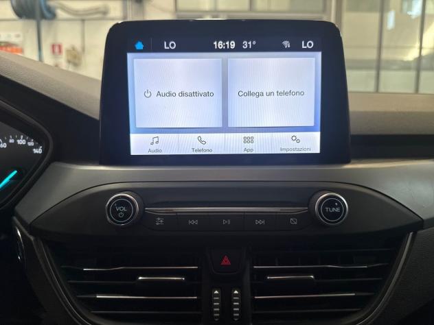 Ford Focus 4ª s. 18-- 1.0 EcoBoost Hybrid 125 CV 5p. ST-Line Design - Foto 9