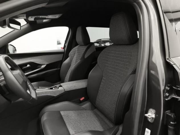 PEUGEOT 5008 1.2 Hybrid 136cv e-DCS6 Allure rif. 23864875 - Foto 9