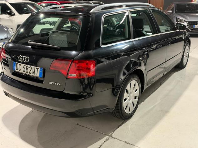 Audi A4 Cambio Automatico+Interni in Pelle - Foto 4
