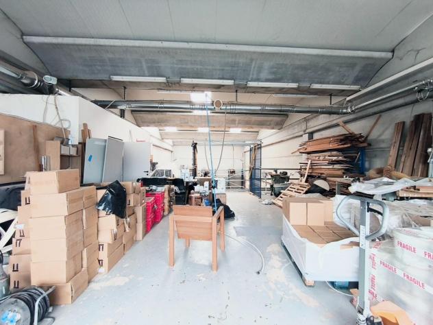 Capannone artigianale in vendita a Avenza - Carrara 280 mq Rif: 1398219 - Foto 5