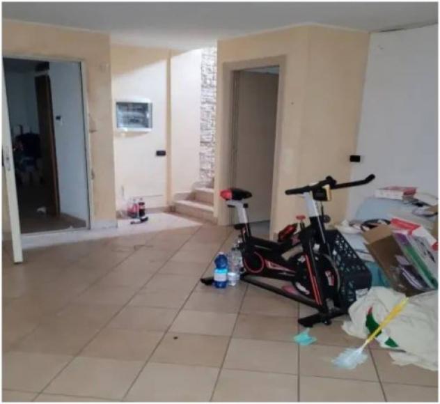 Immobile in asta di 419 m², box auto doppio in vendita a Bregnano - Foto 14