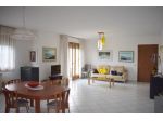 APPARTAMENTO di 2 vani e di 70 mq (GAMBASSI TERME) rif. G 141
