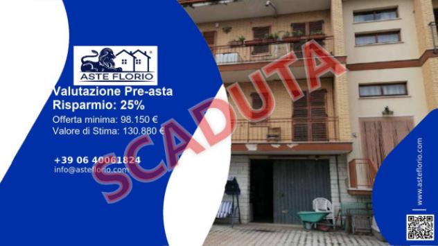 Immobile in asta di 248 m², box auto in vendita a Montottone
