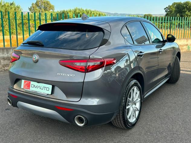 Alfa Romeo Stelvio 2.2 Turbodiesel 210 CV AT8 Q4 Super - Foto 6
