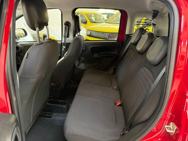 FIAT Panda 1.0 FireFly 70cv S&S Hybrid Pandina CROSS - Foto 10