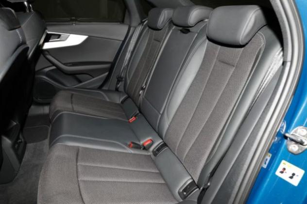 AUDI A4 30 TDI/136 CV S tronic S line edition rif. 23757675 - Foto 8