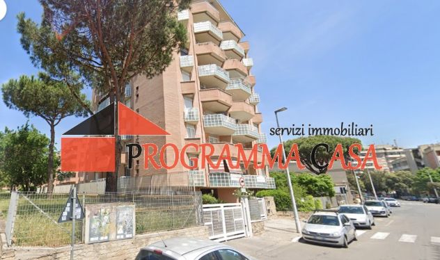 POMEZiA VIA COPERNICO n. 5 P.AUTO SCOPERTO CANCELLO ELETTRICO - Foto 8