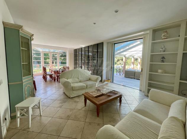 VILLA di 10 vani e di 400 mq (PIETRASANTA - Marina) rif. VILLA PINETA - Foto 6