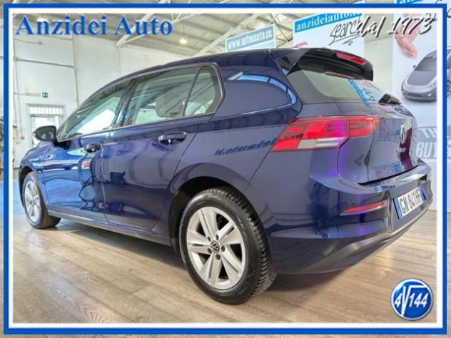 VOLKSWAGEN Golf 1.0 eTSI EVO DSG Life rif. 24054963 - Foto 4