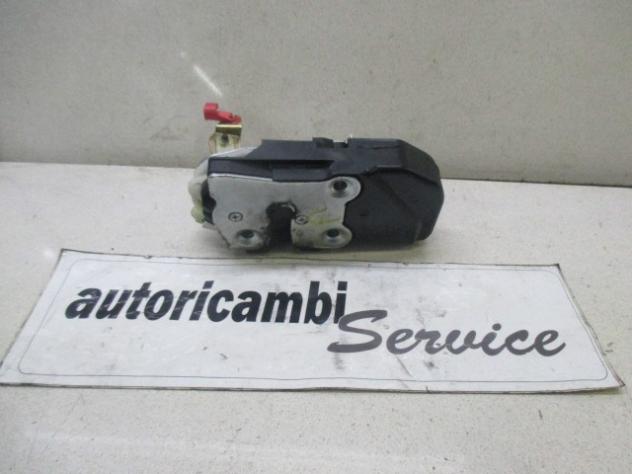 04589466AG CHIUSURA SERRATURA PORTA ANTERIORE DESTRA JEEP CHEROKEE 2.8 D 120KW 6M 5P (2007) RICAMBIO USATO