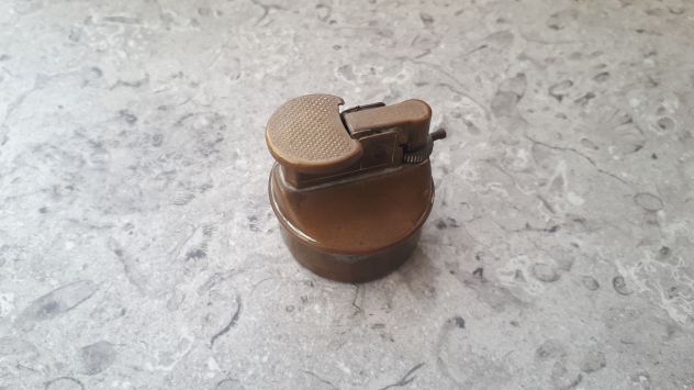 accendino piccolo vintage a gas anni 50 metallo marrone scarico ottimo stato - Foto 4