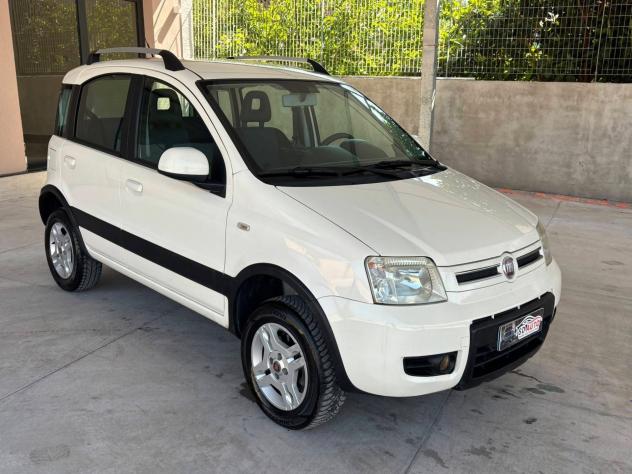 Fiat Panda 1.3 MJT 75cv 4x4 - Foto 5