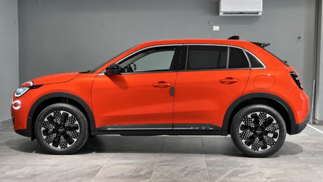 FIAT 600 (2023--) 600 Hybrid 110 CV DCT MHEV La Prima - Foto 8