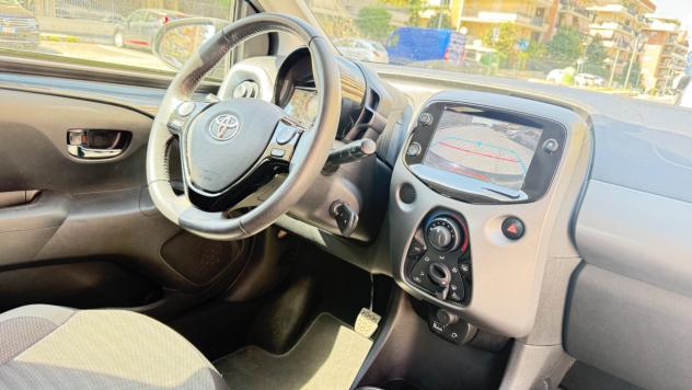 Toyota Aygo 1.0 VVT-i 72 CV 5 porte x-play LED NAVI KAMERA CERCHI 16 PDC BLUETOOTH - Foto 10