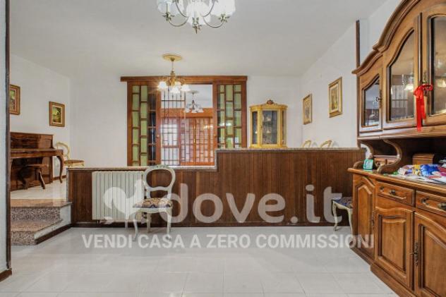 Casa indipendente di 200 m² con più di 5 locali in vendita a Leporano - Foto 13