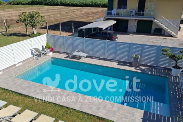 Villa di 150 m² con più di 5 locali e posto auto in vendita a Mondolfo - Foto 7