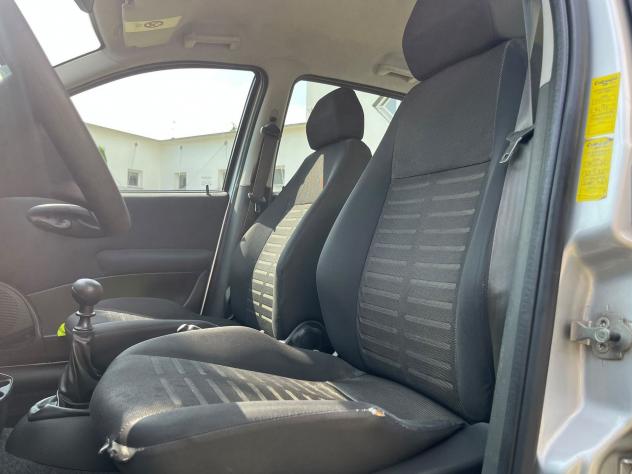 FIAT Punto Punto 5p 1.2 Classic Dynamic - Foto 9