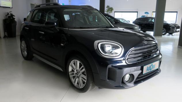 Mini Cooper D Countryman 2.0 150CV AUTOMATICA CLASSIC ENIGMA BLACK - FULL LED CARPLAY FULL DISPLAY CLIMA BZ SENSOR CERCHI R18