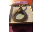 collana in caucciù con ciondolo