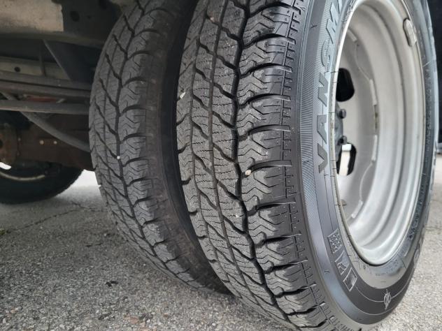 CAMPER RIMOR FORD MANSARDATO GARAGE 6 POSTI LETTO GEMELLATO POSTERIORE CONDIZIONATORE GENERALI USATO - Foto 7