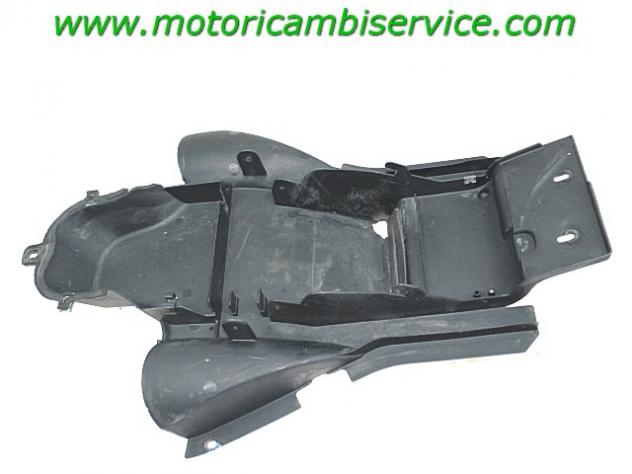 PARAFANGO POSTERIORE APRILIA RST 1000 FUTURA 2001 - 2004 AP8148045 REAR FENDER FORATO - Foto 2