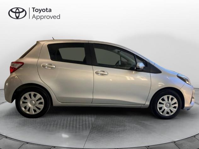 Toyota Yaris III 2017 5p 1.0 Cool my18 - Foto 8