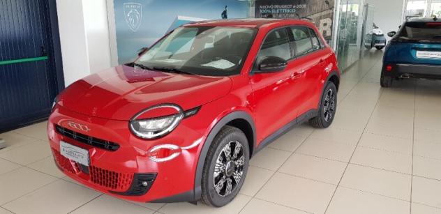 FIAT 600 (2023--) 600 Hybrid 110 CV DCT MHEV Serie Speciale Icon - Foto 3
