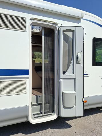 MOTORHOME MCLOUIS DUCATO SEMIDINETTE LETTI GEMELLI GARAGE BASCULANTE CLIMATIZZATORE FOTOVOLTAICO CAMPEGGIO CAMPER USATI GENERALI 1661 - Foto 5