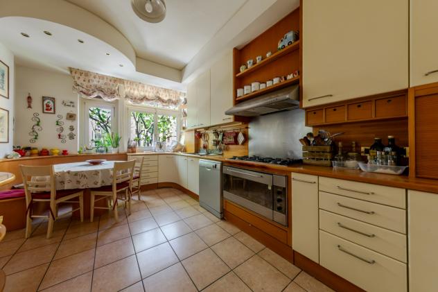 DEANGELI/ VERCELLI via SACCO SIGNORILE APPARTAMENTO DI 160m
In una delle zone più richieste e residenziali di Milano, a pochi passi da Via Marghera, C - Foto 14