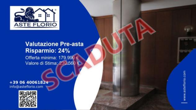 Immobile in asta di 110 m², box auto in vendita a Torino