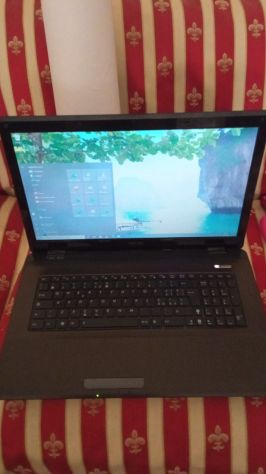Asus K72F (17 pollici) - Foto 2