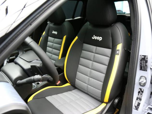 JEEP Avenger 1.2 Turbo 145CV e-Hybrid 4xe The North Face rif. 24185861 - Foto 9