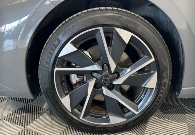 Peugeot 308 BlueHDi 130 S&S EAT8 Allure N1 Autocarro - Foto 5