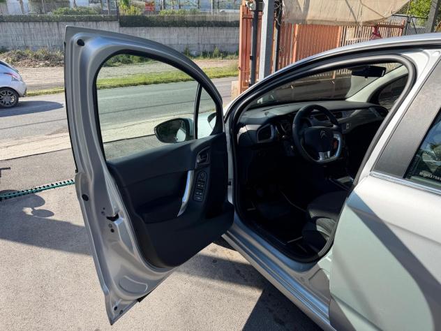 Citroen C3 1.2 VTi 82 Exclusive - Foto 9