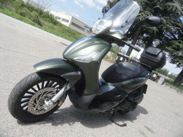 PIAGGIO Beverly 300 i.e. BEVERLY 300 S rif. 23610008 - Foto 4