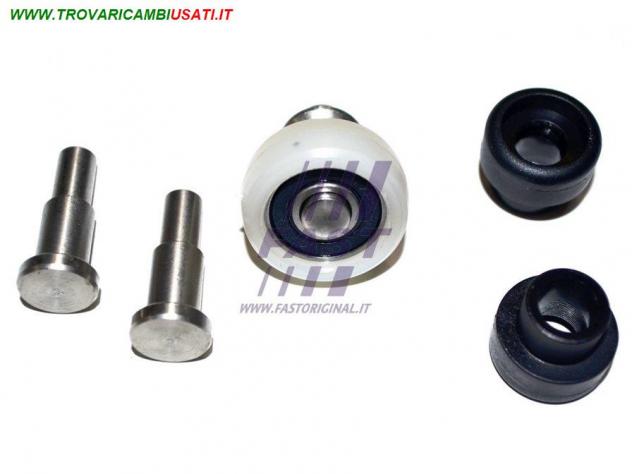 RULLO GUIDA PORTA SCORREVOLE RENAULT KANGOO I 97 LATO INT FT95544  RENAULT - KANGOO - 2003  2008