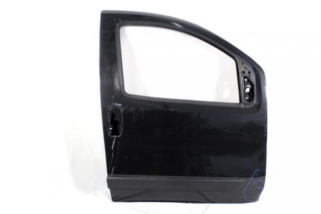 1367184080 PORTA ANTERIORE DESTRA PASSEGGERO FIAT QUBO 1.4 M 57KW 5M 5P (2011) RICAMBIO USATO AMMACCATA