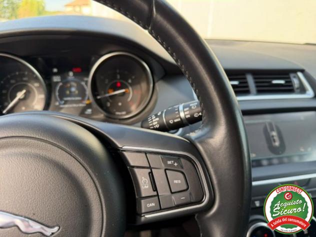 JAGUAR E-Pace 2.0D 150 CV rif. 24159688 - Foto 9