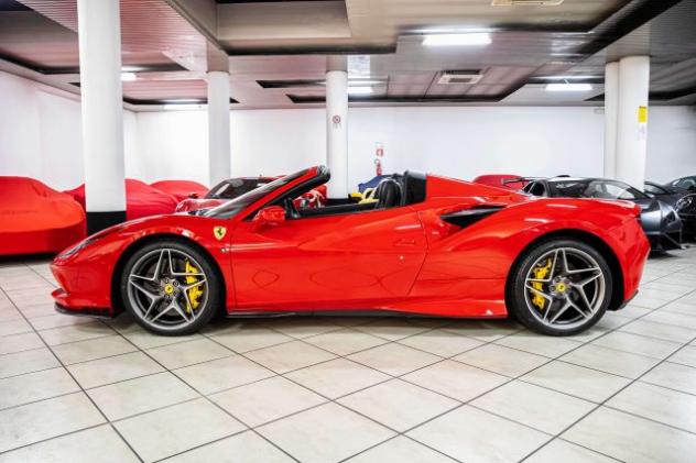 FERRARI F8 Spider LIFT|CARBON+LEDS|HI-FI PREMIUM|AFS|ELECTRI rif. 24065196 - Foto 4