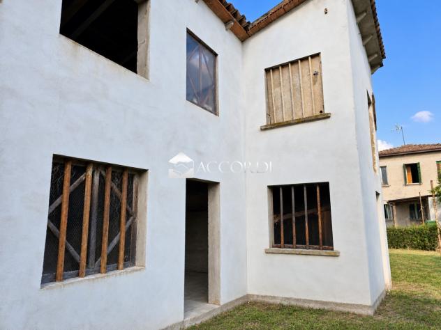 BIFAMILIARE di 7 vani e di 180 mq (DUE CARRARE) rif. DS35 - Foto 15