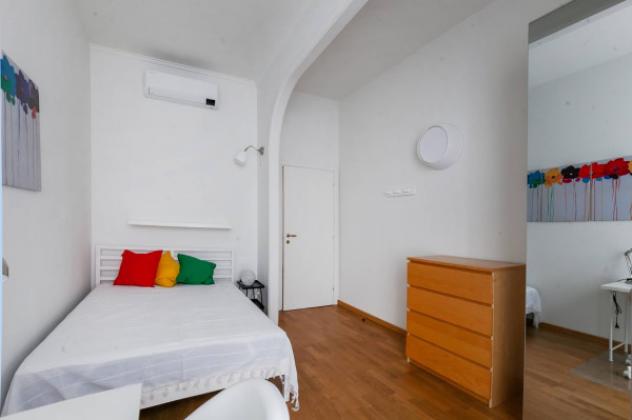 Appartamento di 16 m² con più di 5 locali in affitto a Milano - Foto 7