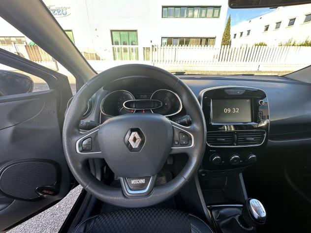Renault Clio Clio 1.5 blue dci Moschino 90 cv - Foto 9