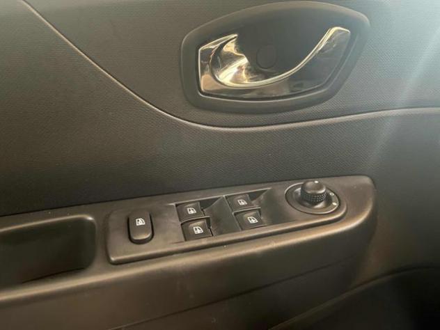 RENAULT Captur 1.5 dCi 8V 90 CV Start&Stop rif. 23868895 - Foto 7