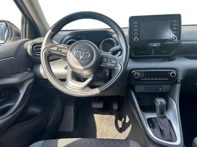 Toyota Yaris Hybrid Trend MY22 - Foto 8