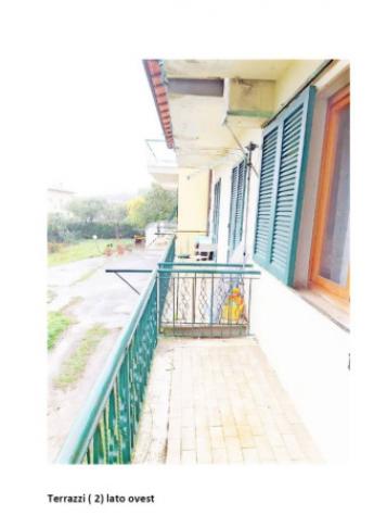 Immobile in asta di 165 m² con più di 5 locali in vendita a Bientina - Foto 3