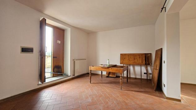 APPARTAMENTO INDIPENDENTE di 4 vani e di 90 mq (CARMIGNANO) rif. L1346 - Foto 6