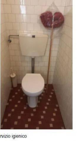Immobile in asta di 149 m² con più di 5 locali e box auto in vendita a Orbassano - Foto 8