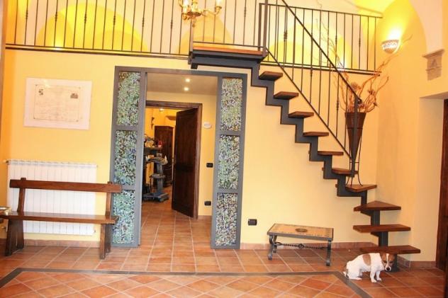 Orvieto centro - Vendesi locali uso ufficio facilmente trasformabili in abitativo in posizione centralissima