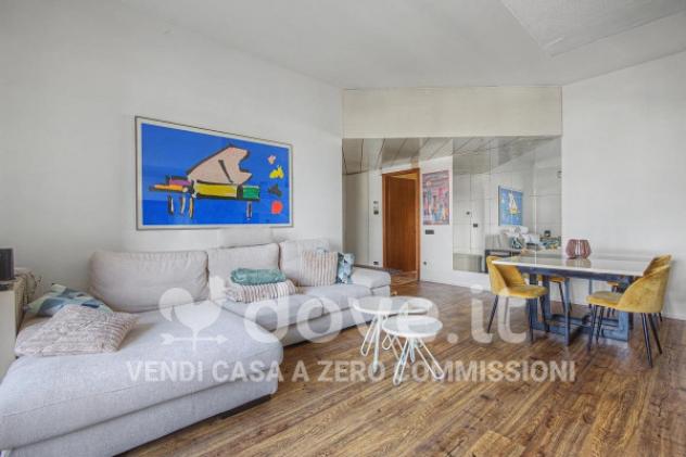 Appartamento di 112 m² con 3 locali e box auto in vendita a Parabiago