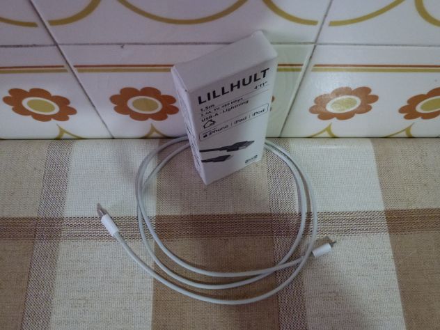 Cavetti per I Phone ed I Pad originale e il compatibile sigillato mai utilizzato - Foto 4